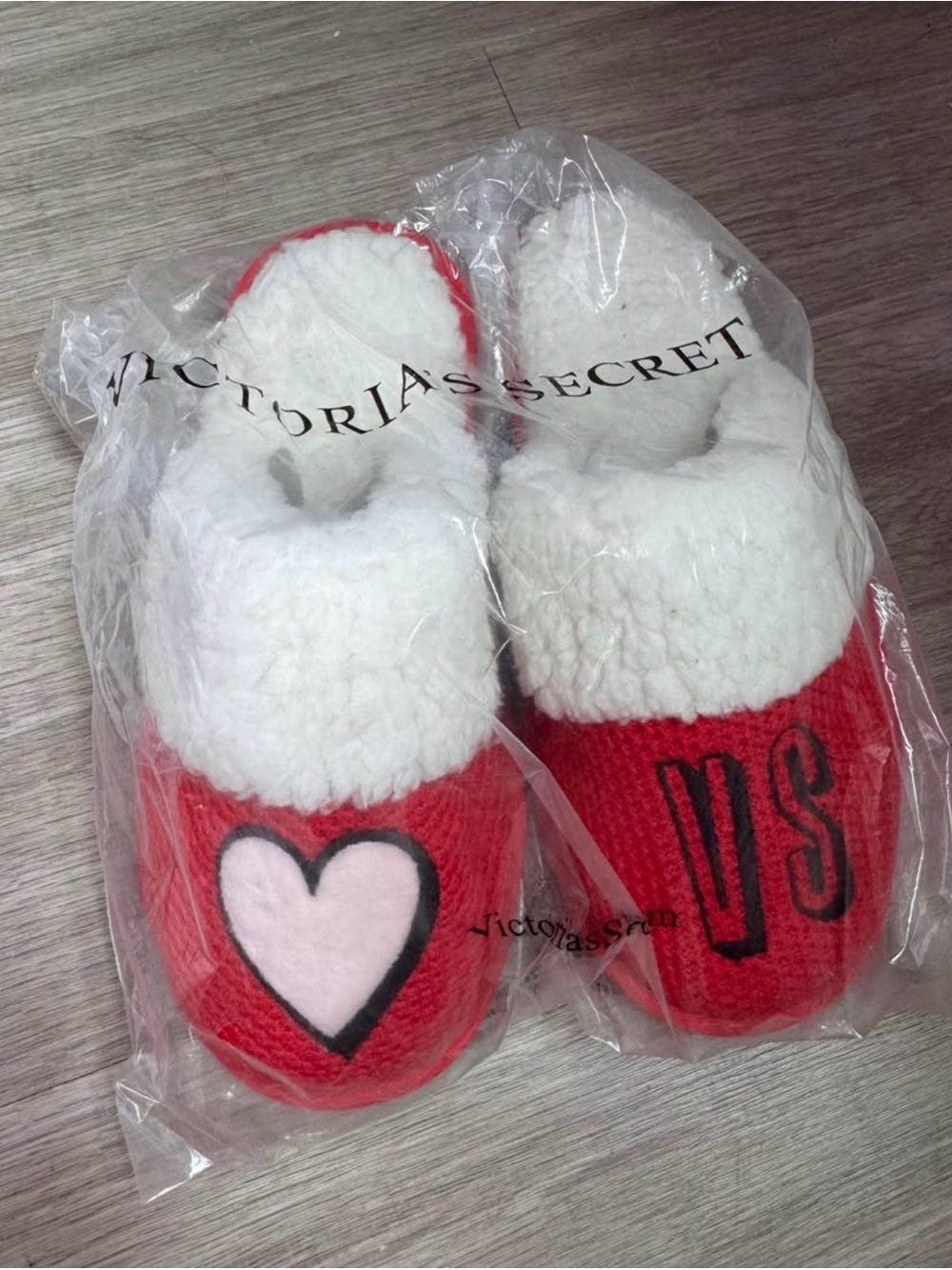 Victoria's Secret women's slippers size small